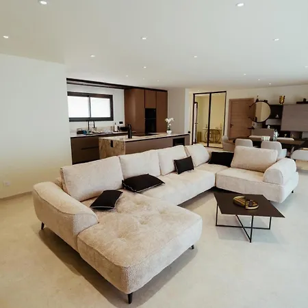 Ninina Villa *
